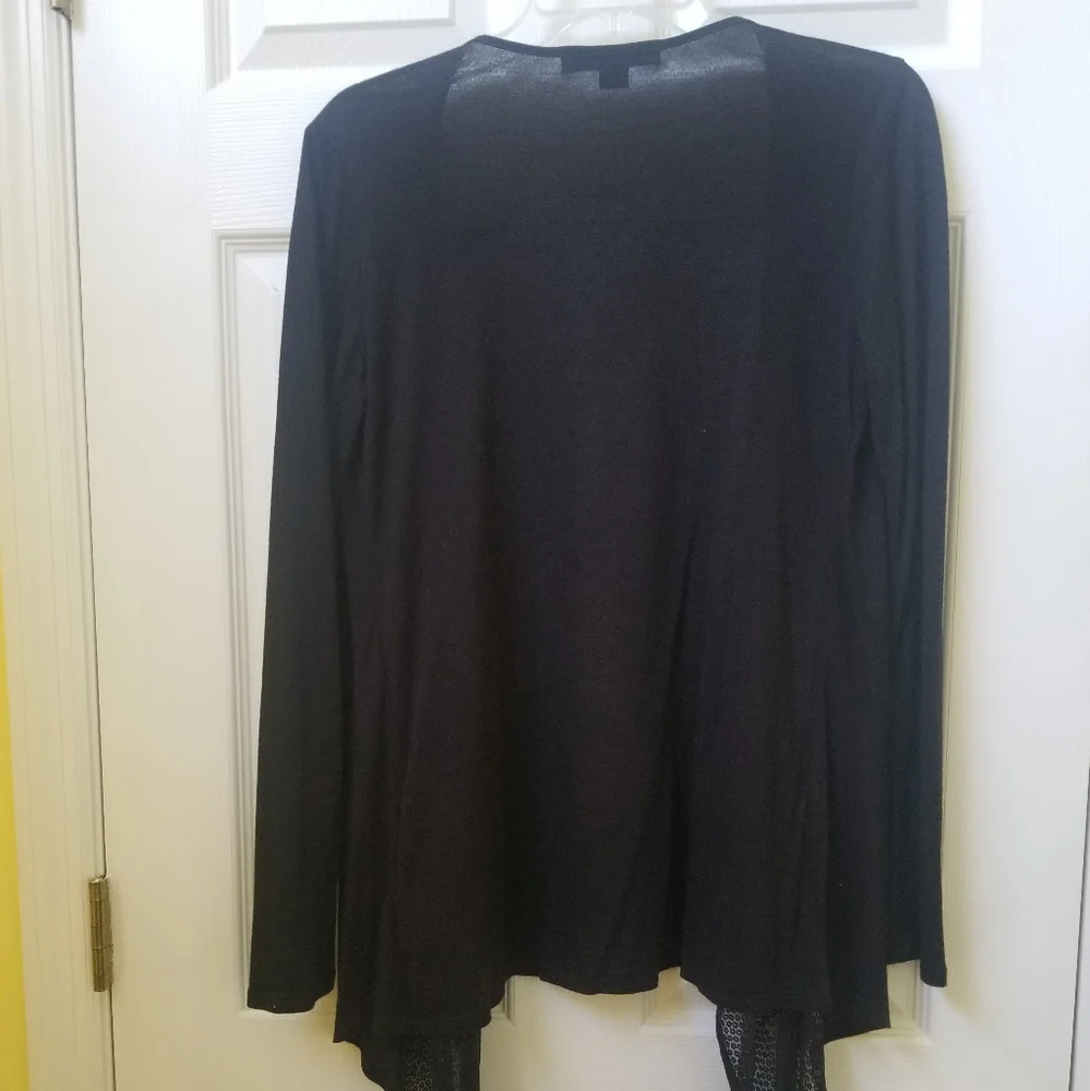 Top - Picture 2 of 2